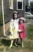 D090- Ruth and Ann Bennett (Dracut)